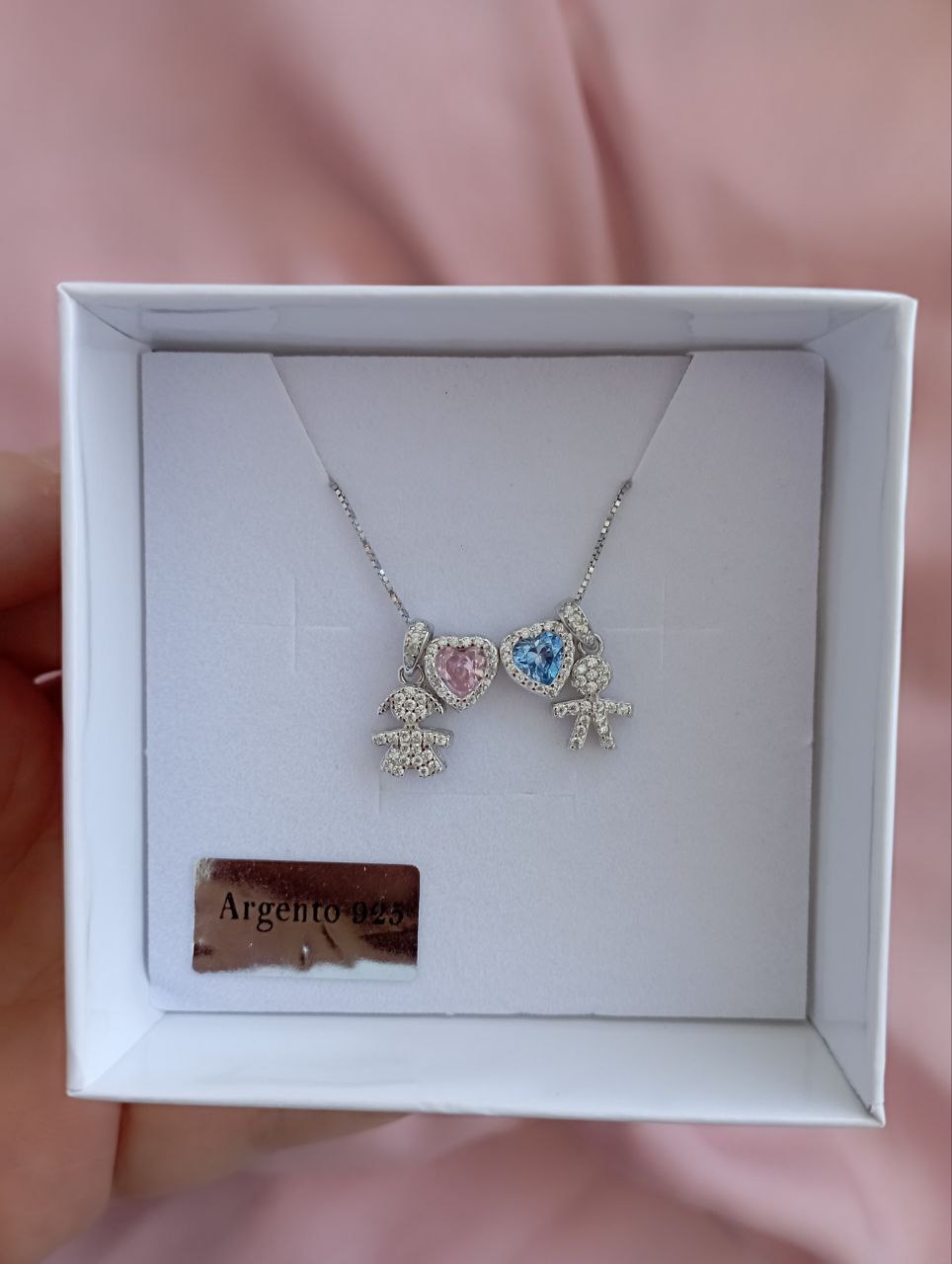 Collana   bimbo pendente +cuori azzurro  e rosa piccolo passante + bimba pendente- argento 925