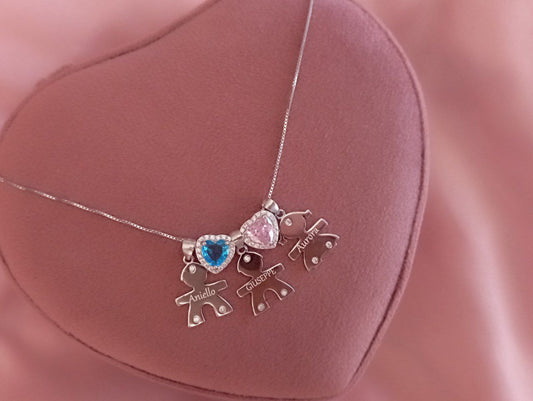 Collana con 3 bimbi personalizzati e cuore rosa passante e cuore azzurro - argento 925